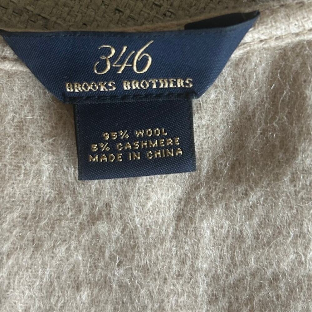 Brooks Brothers 346 Cream Wool Cashmere Fringe Open-Front Wrap Poncho Shawl - Picture 3 of 3
